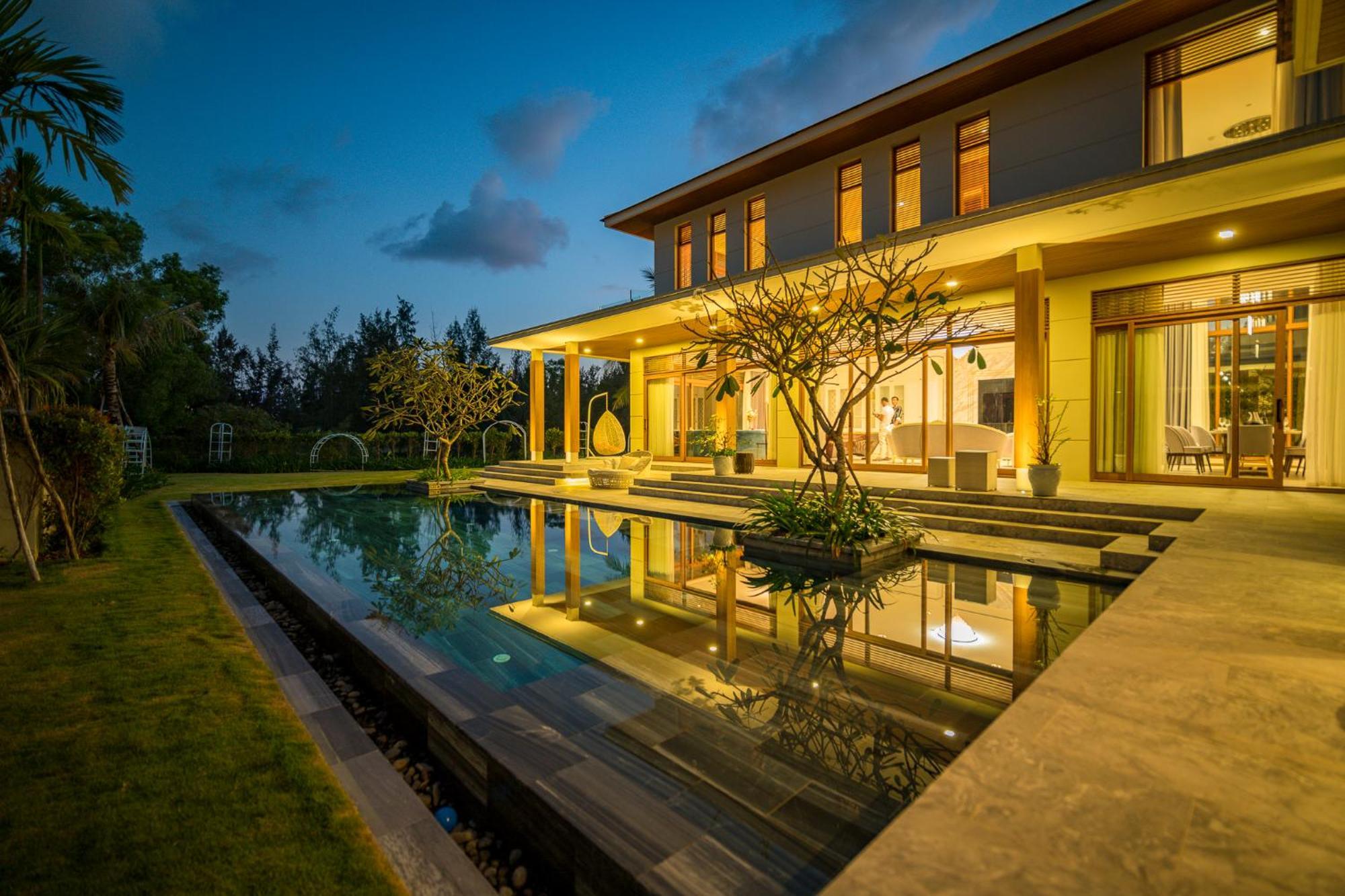 Diamond Beach Villa ダナン市 エクステリア 写真