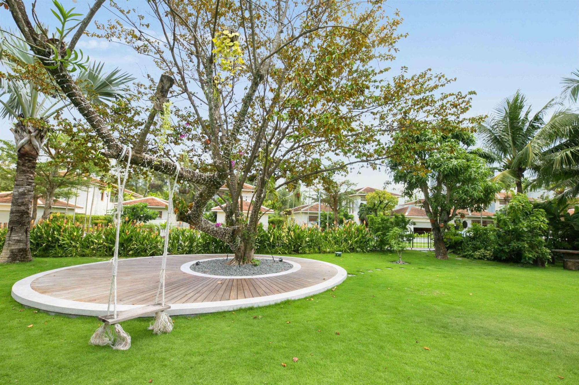 Diamond Beach Villa ダナン市 エクステリア 写真