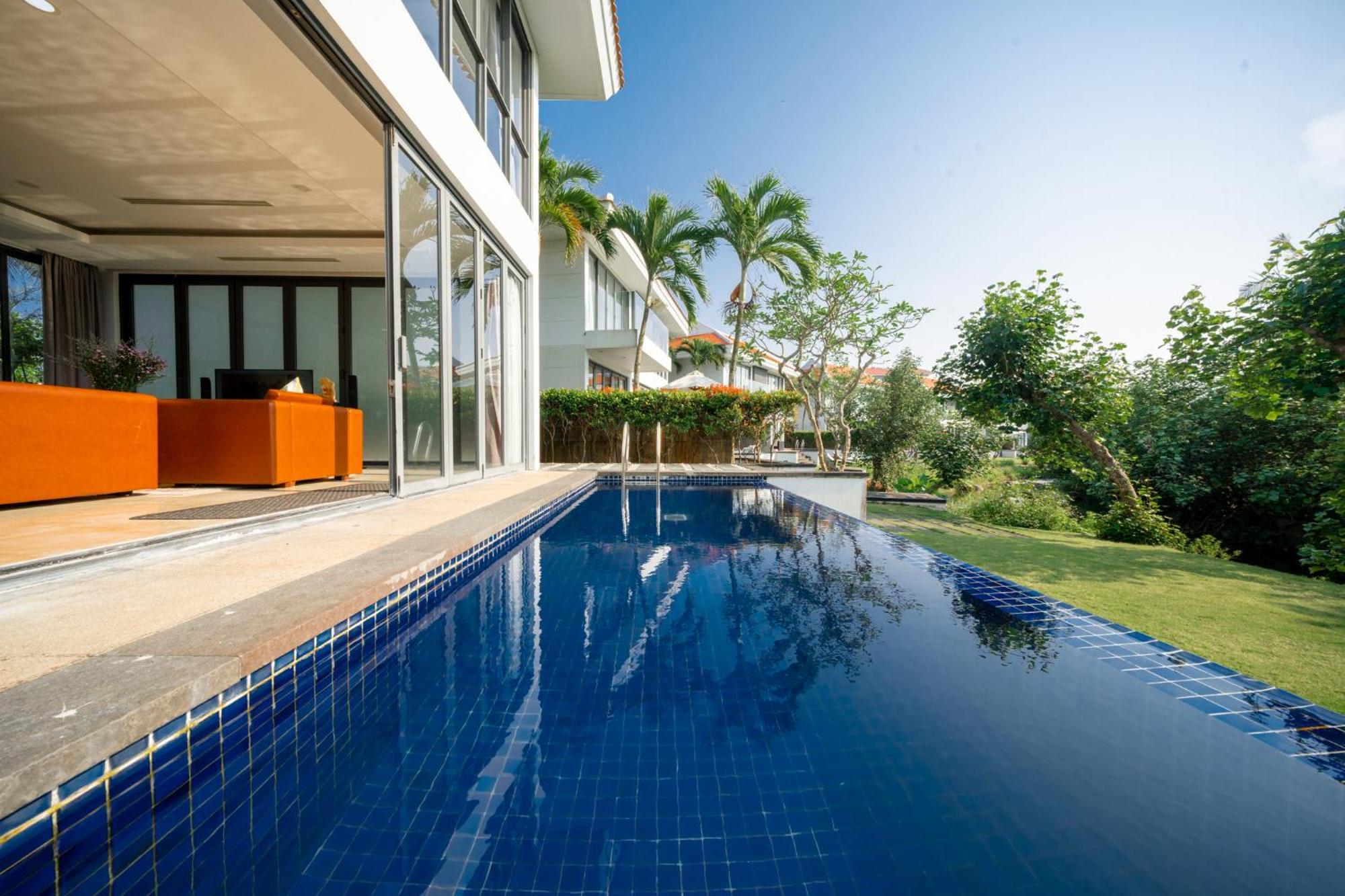 Diamond Beach Villa ダナン市 エクステリア 写真